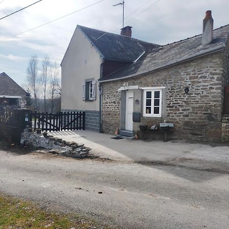 Chambre D'Hotes Se Sentir Libre Noisette Crozant Extérieur photo